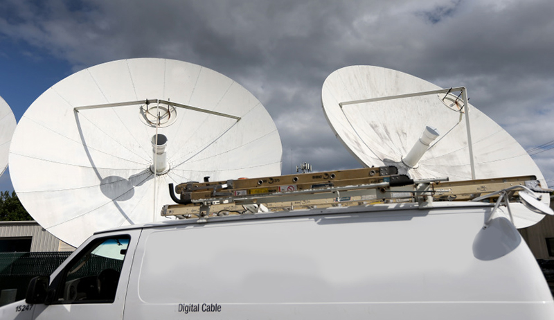 internet company satellite dishes