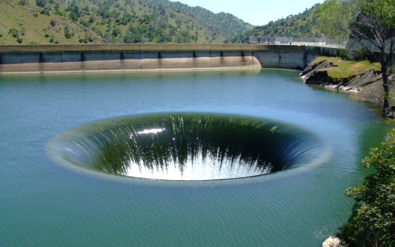 Glory Hole, Monticello Dam, Napa, California | Amazing Hole