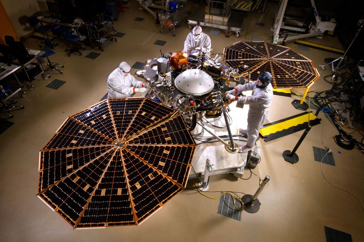 mars-insight-lander