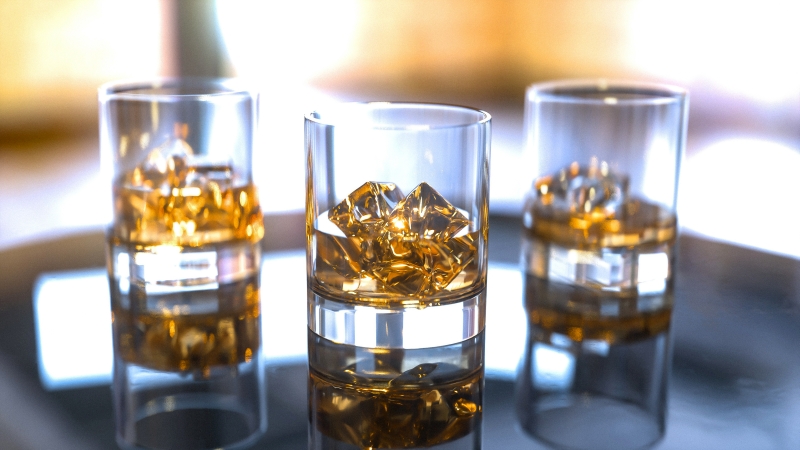 whiskey-glasses-4k-rendering